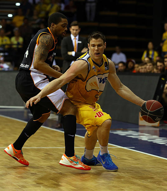 通过一记势 通过一记势