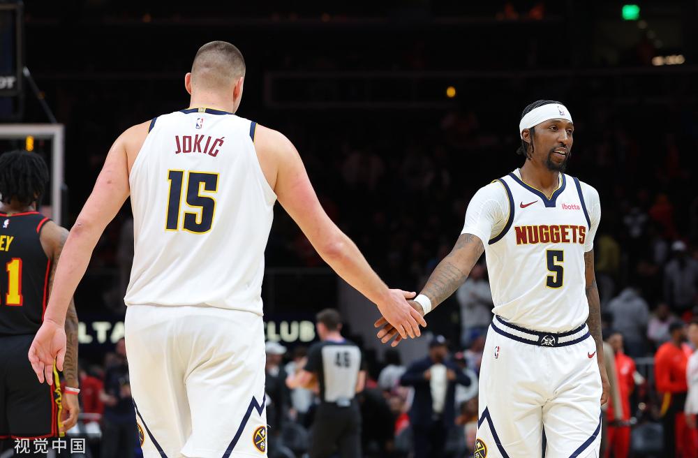 在前场依旧 在前场依旧